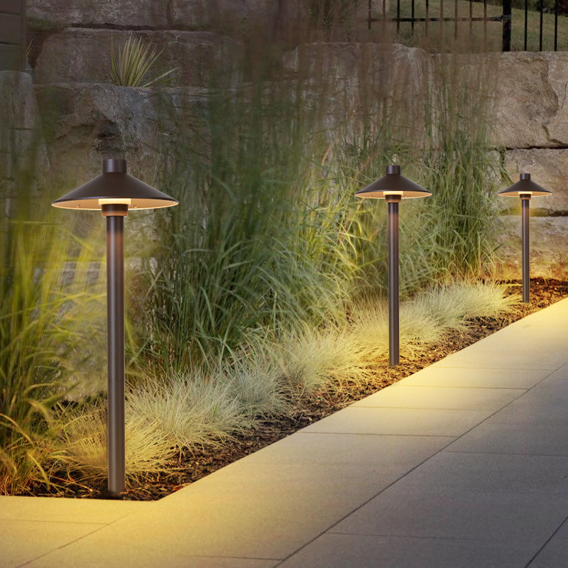 Outdoor Lighting Driveway - Đèn LED Hiện Đại Bãi Cỏ