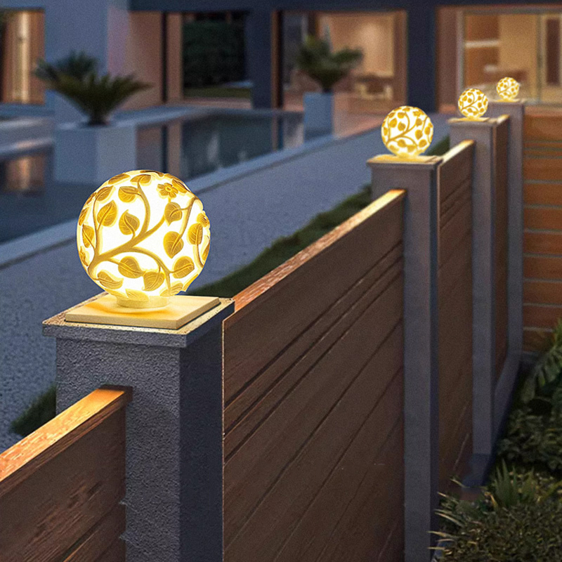 Outdoor column lights solar LE - đánh giá và giá Outdoor Lighting Lamps